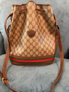 Gucci Brown GG Canvas Drawstring Shoulder Bag with Green-Red Web